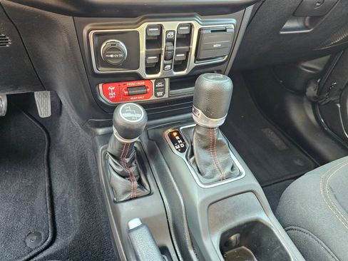 Used 2021 Jeep Wrangler Unlimited Rubicon image 22