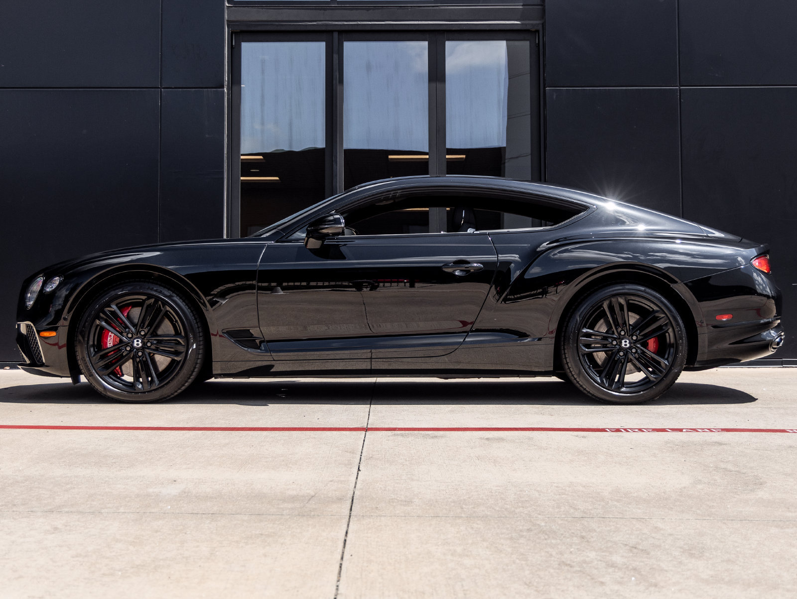 Used 2023 Bentley Continental GT Mulliner AWD/4WD image 9