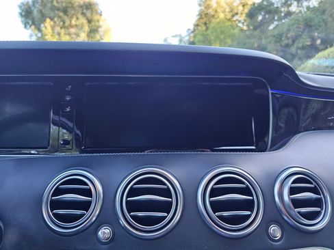 Used 2015 Mercedes-Benz S 550 4MATIC Coupe image 31