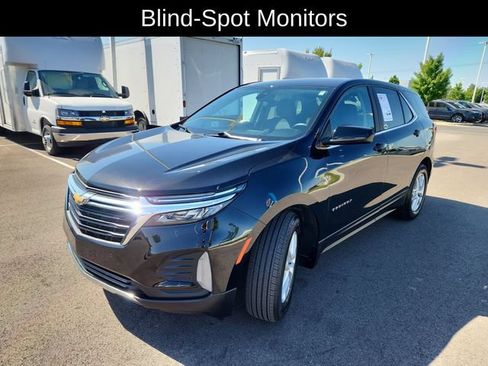 Used 2024 Chevrolet Equinox LT FWD image 3