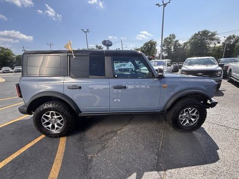 Certified 2024 Ford Bronco Badlands image 9