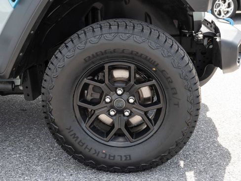 Used 2024 Jeep Wrangler Unlimited AWD/4WD image 4