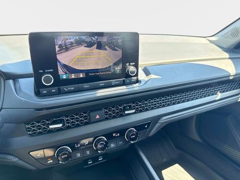 Certified 2024 Honda Accord EX image 22