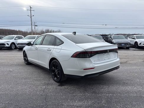 Used 2025 Honda Accord SE image 5