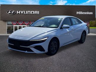 Certified 2024 Hyundai Elantra SEL FWD video 2