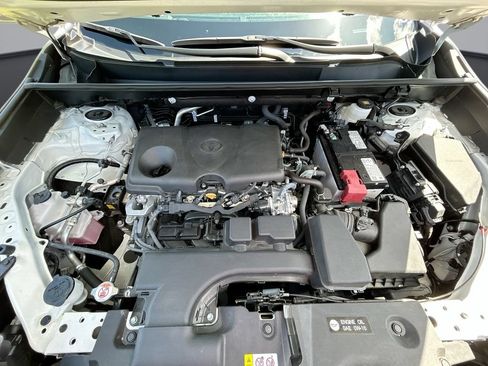 Certified 2025 Toyota RAV4 LE FWD image 29