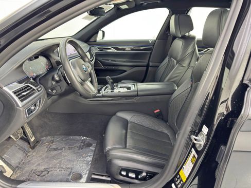 Used 2020 BMW 750i xDrive 750i xDrive w/ Executive Package image 16