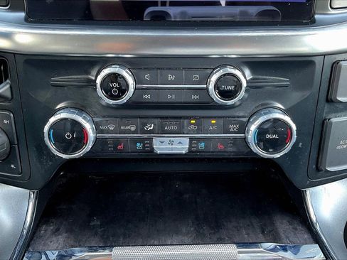 Used 2023 Ford F150 Lariat image 19