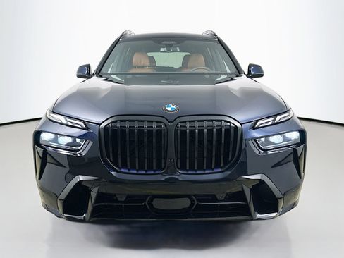 New 2027 BMW X7 xDrive40i w/ Executive Package AWD/4WD image 2