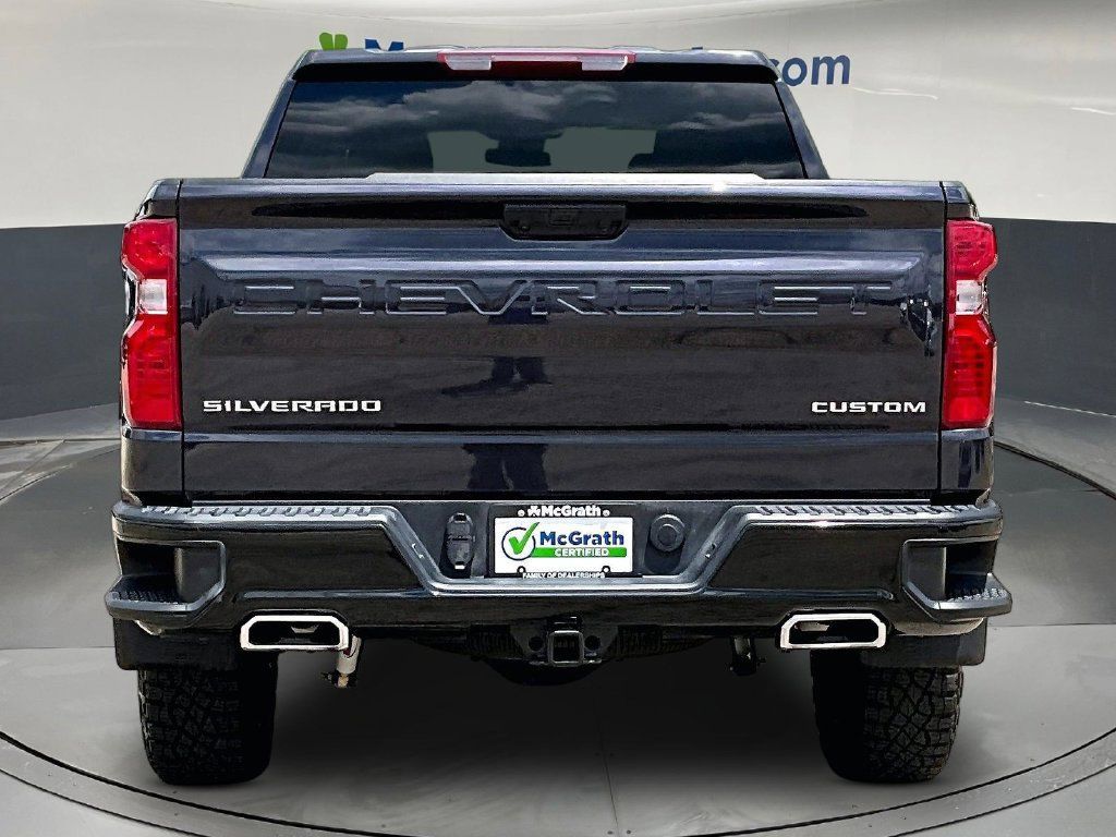 Used 2024 Chevrolet Silverado 1500 Custom Trail Boss AWD/4WD image 6