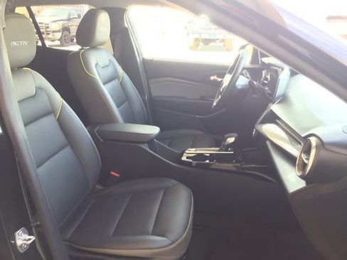 Used 2024 Chevrolet Trax ACTIV w/ Driver Confidence Package image 18