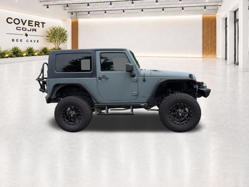 Used 2015 Jeep Wrangler Rubicon w/ Trailer Tow Group AWD/4WD image 12