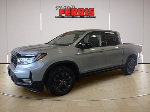 Used 2023 Honda Ridgeline Sport image 1