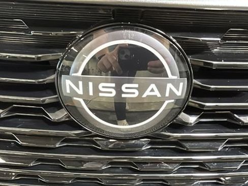 Used 2025 Nissan Sentra SV w/ All-Weather Package FWD image 8