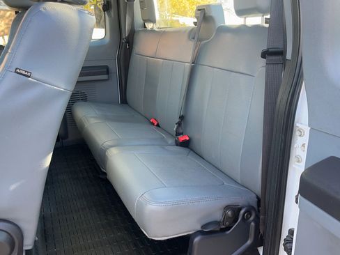 Used 2016 Ford F250 XL w/ Power Equipment Group image 6