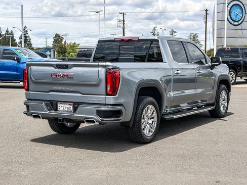 Certified 2025 GMC Sierra 1500 Denali w/ Technology Package AWD/4WD image 4