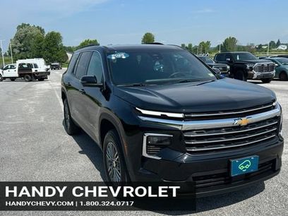 Certified 2025 Chevrolet Traverse LT w/ Driver Confidence Package