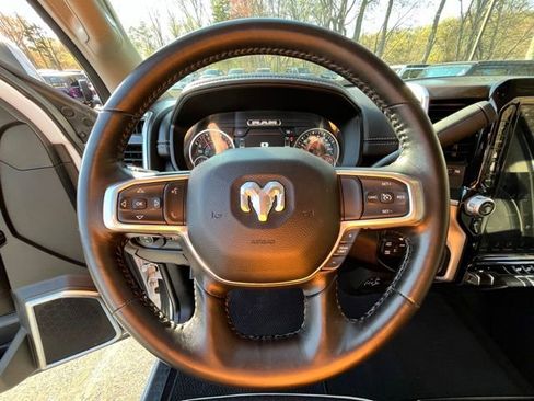 Used 2024 RAM 2500 Laramie AWD/4WD image 28