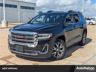 Used 2023 GMC Acadia SLT image 1