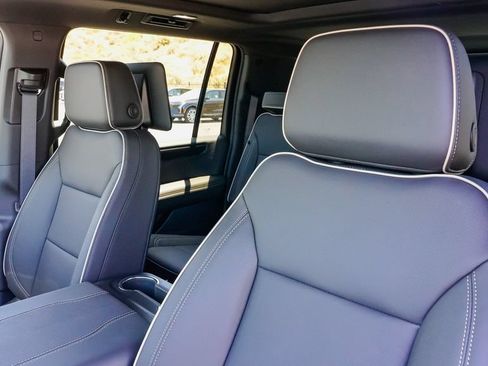New 2026 GMC Yukon XL Elevation w/ Elevation Premium Package AWD/4WD image 14