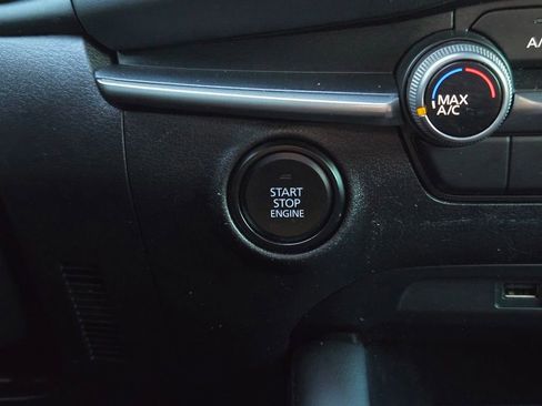 Used 2021 MAZDA MAZDA3 Sedan image 19