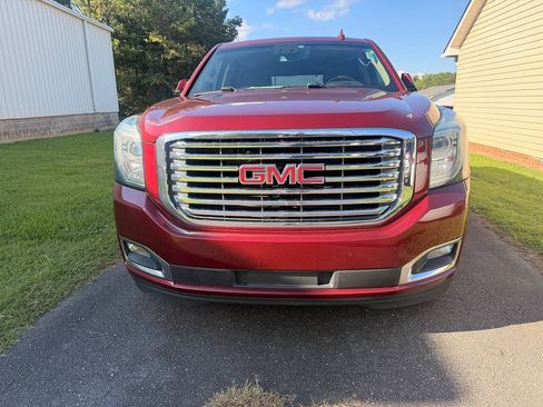 Used 2018 GMC Yukon SLT w/ Premium Edition AWD/4WD image 5