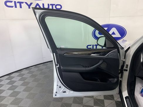 Used 2019 BMW X3 xDrive30i w/ Premium Package image 14