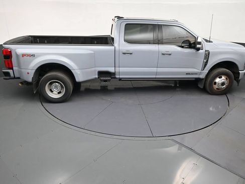 Used 2024 Ford F350 Platinum AWD/4WD image 17