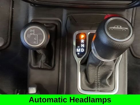 Used 2024 Jeep Gladiator Sport AWD/4WD image 16