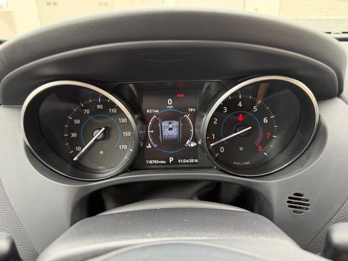 Used 2018 Jaguar F-PACE Premium AWD/4WD image 14