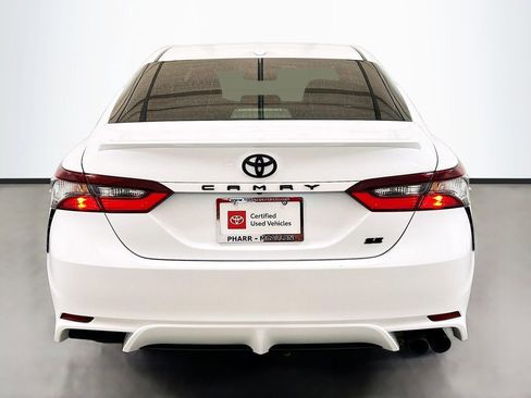 Used 2024 Toyota Camry SE w/ Convenience Package image 5