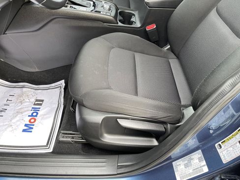 Used 2018 MAZDA CX-5 Sport w/ I-ACTIVSENSE Package image 3