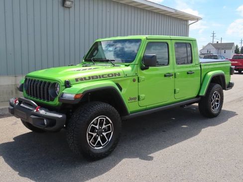 Used 2025 Jeep Gladiator Rubicon AWD/4WD image 9