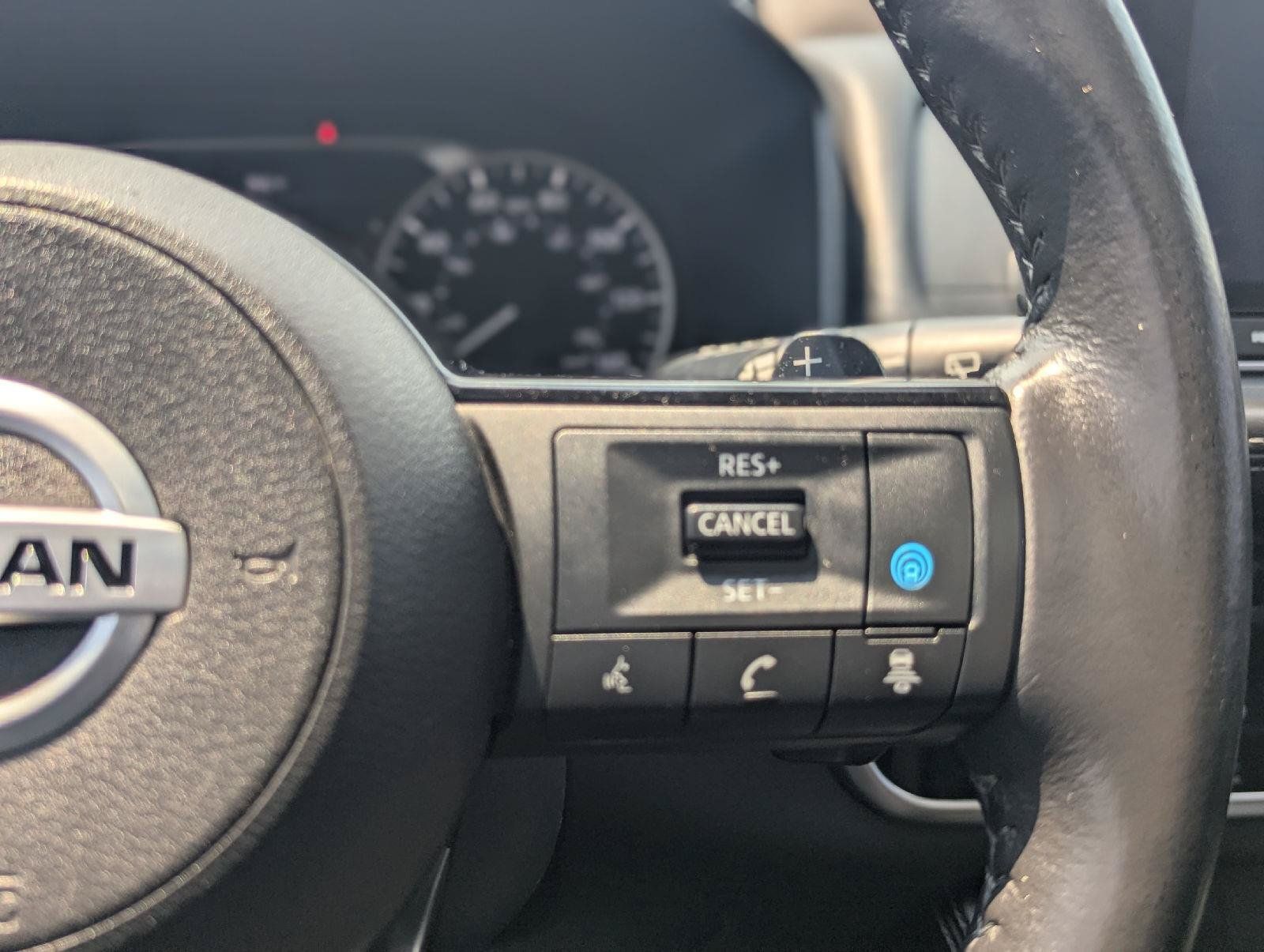 Used 2021 Nissan Rogue SL AWD/4WD image 22