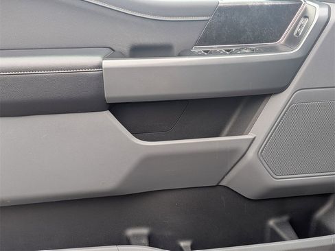 Used 2022 Ford F150 XLT w/ Equipment Group 302A High image 12