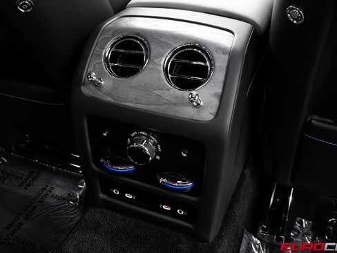 Used 2025 Rolls-Royce Ghost AWD/4WD image 42
