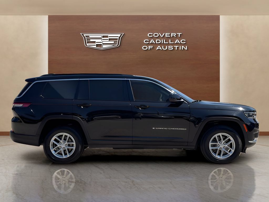 Used 2024 Jeep Grand Cherokee L Laredo AWD/4WD image 4