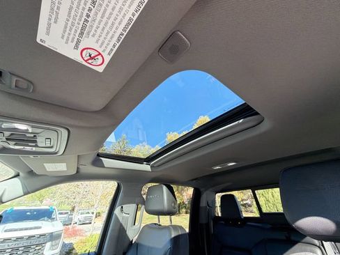 Used 2022 GMC Sierra 3500 Denali image 19