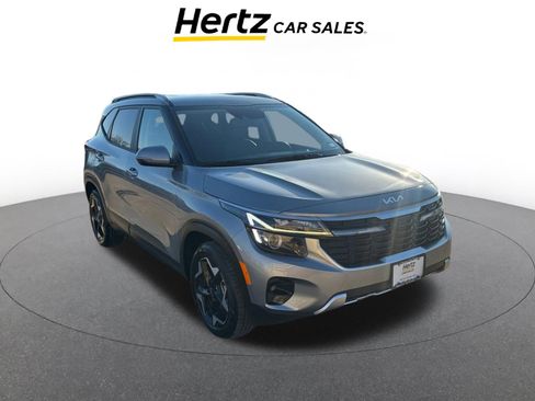 Used 2025 Kia Seltos S image 1