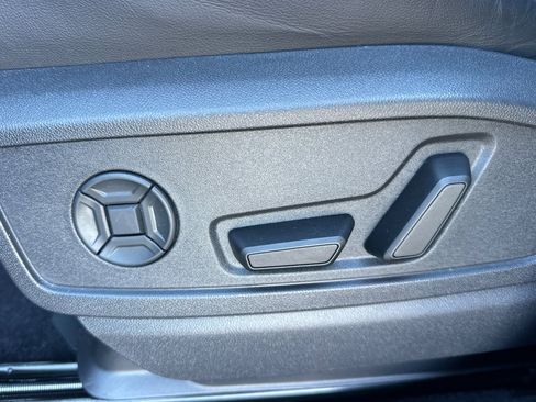 Used 2025 Audi Q5 Premium Plus w/ Premium Plus image 13