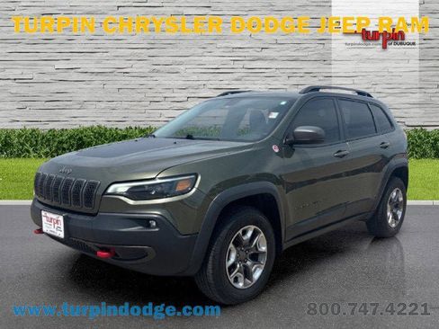 Used 2019 Jeep Cherokee Trailhawk w/ Cold Weather Group image 1