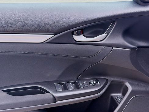 Used 2021 Honda Civic EX image 16