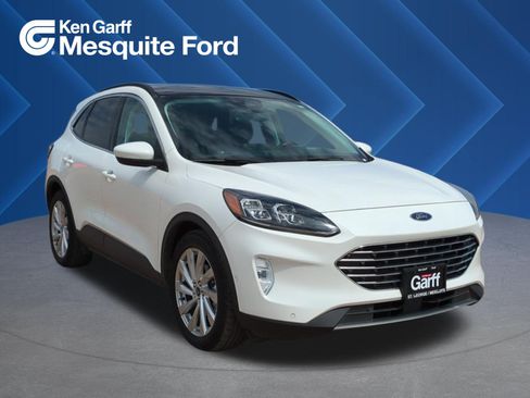 Used 2021 Ford Escape Titanium w/ Titanium Elite Package FWD image 1