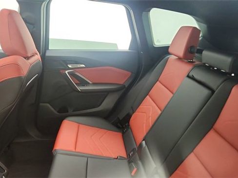 Used 2025 BMW X1 xDrive28i image 30