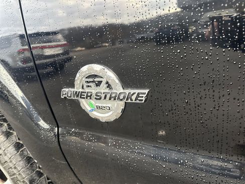 Used 2016 Ford F350 Platinum image 6