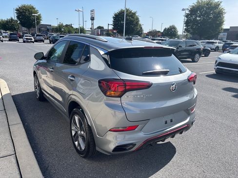 Certified 2023 Buick Encore GX Select w/ Sport Touring Package FWD image 3