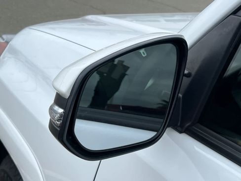 Used 2024 Toyota 4Runner SR5 Premium AWD/4WD image 8