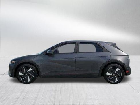 New 2026 Hyundai Ioniq 5 SEL image 3