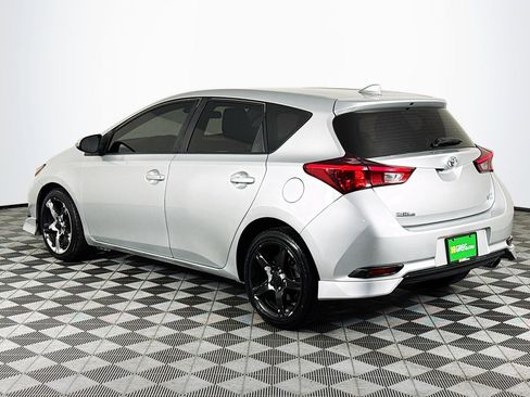 Used 2017 Toyota Corolla iM image 6