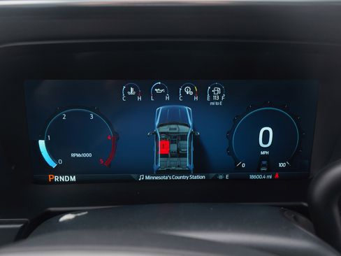 Used 2024 Ford F350 Limited w/ FX4 Off-Road Package image 29